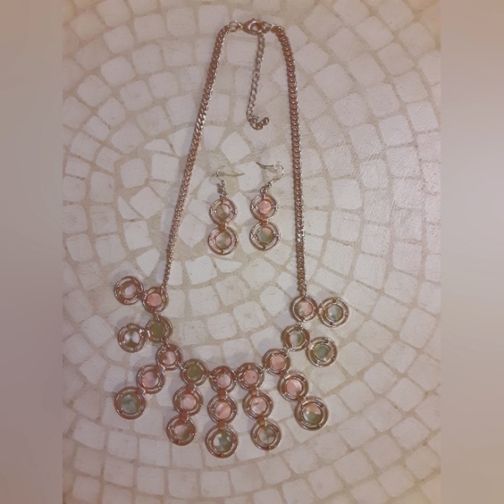 Charming Charlie Gold Tone Peachy Green Geometric Necklace & Earrings Set